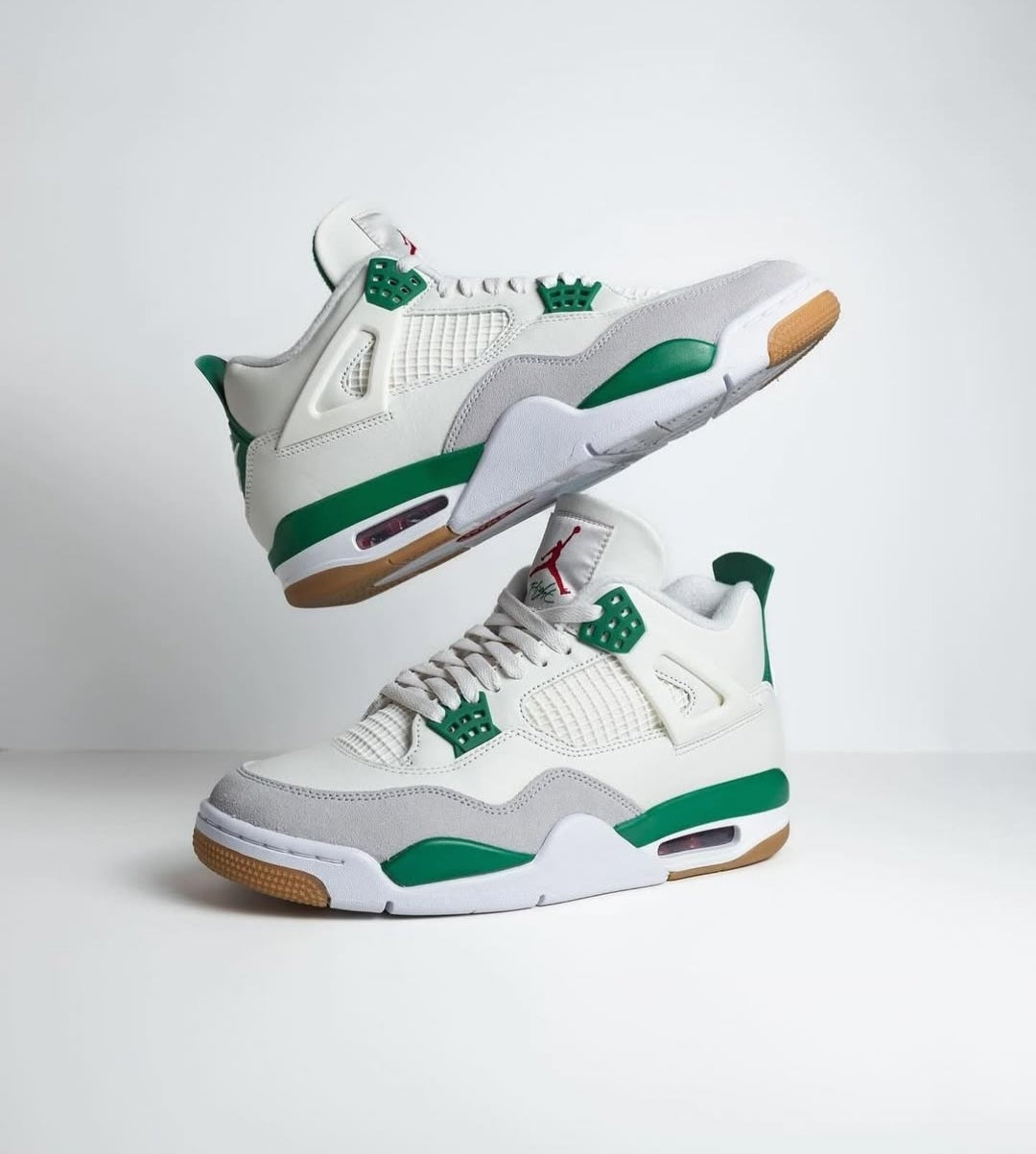 AIR Jordan 4 Retro SB Pine Green