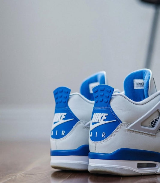 AIR JORDAN 4 RETRO "MILITARY BLUE"